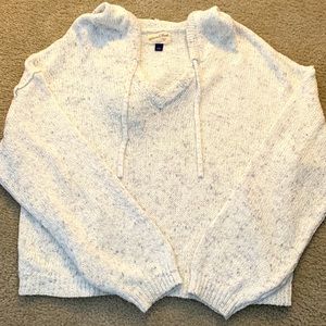Sweaters, size L